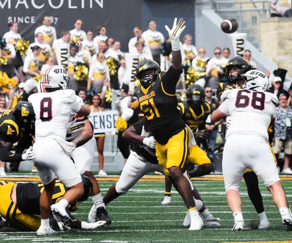 COLUMN: WVU defense has to get better in order to have a chance against Virginia